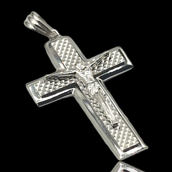 S925 Rhodium Finish over Real 925 Sterling Silver Crucifixion Cross. - Picture 9 of 13